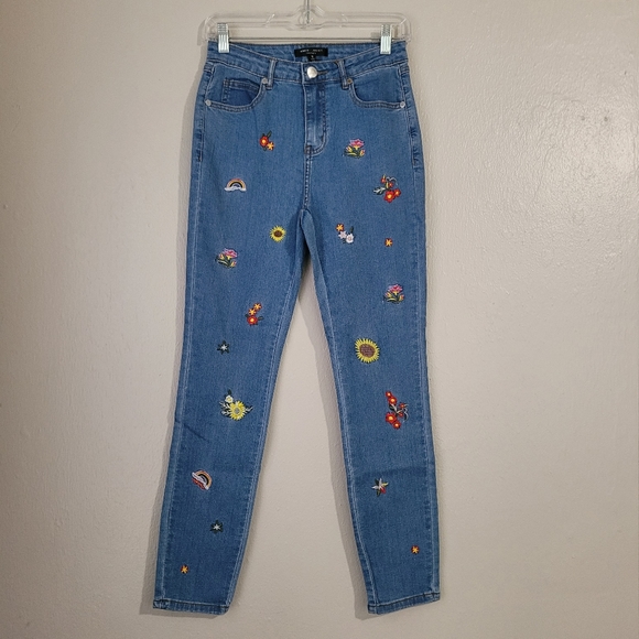 Romeo & Juliet Couture Denim - Romeo & Juliet Couture Floral Rainbow Jeans